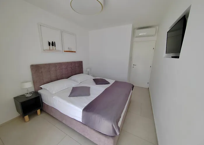 Vila Sheley With Private Heated Pool-split Kaštela