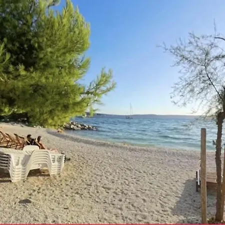 Luxury Sheley With Private Heated Pool-split Villa Kastela